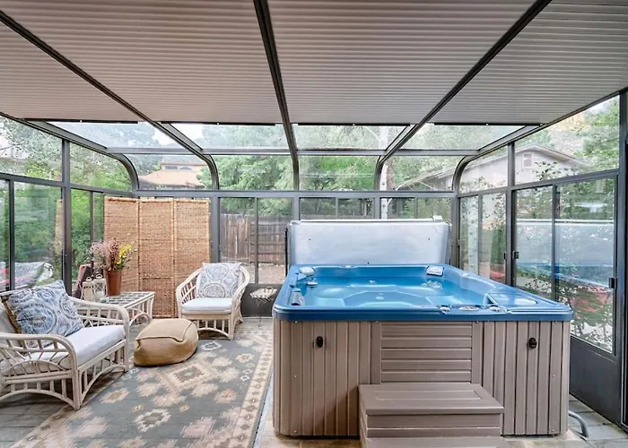 Skyline Stargazing With Hot Tub